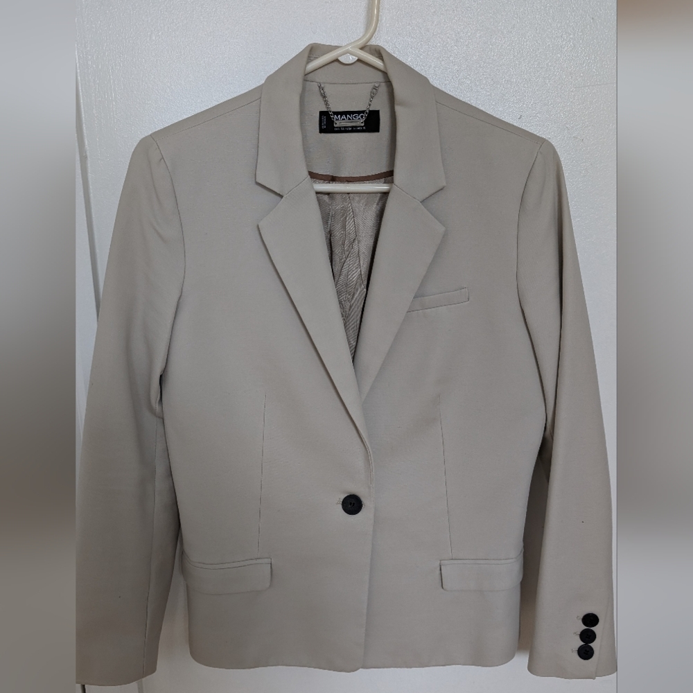 Mango women's fitted suit blazer
